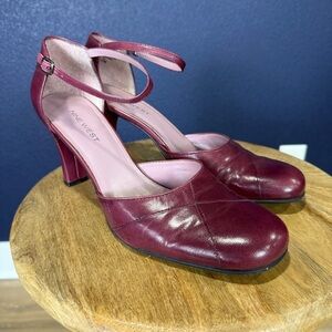 Nine West Vintage Hidro Purple Burgundy Heels with Ankle Strap, Size 10